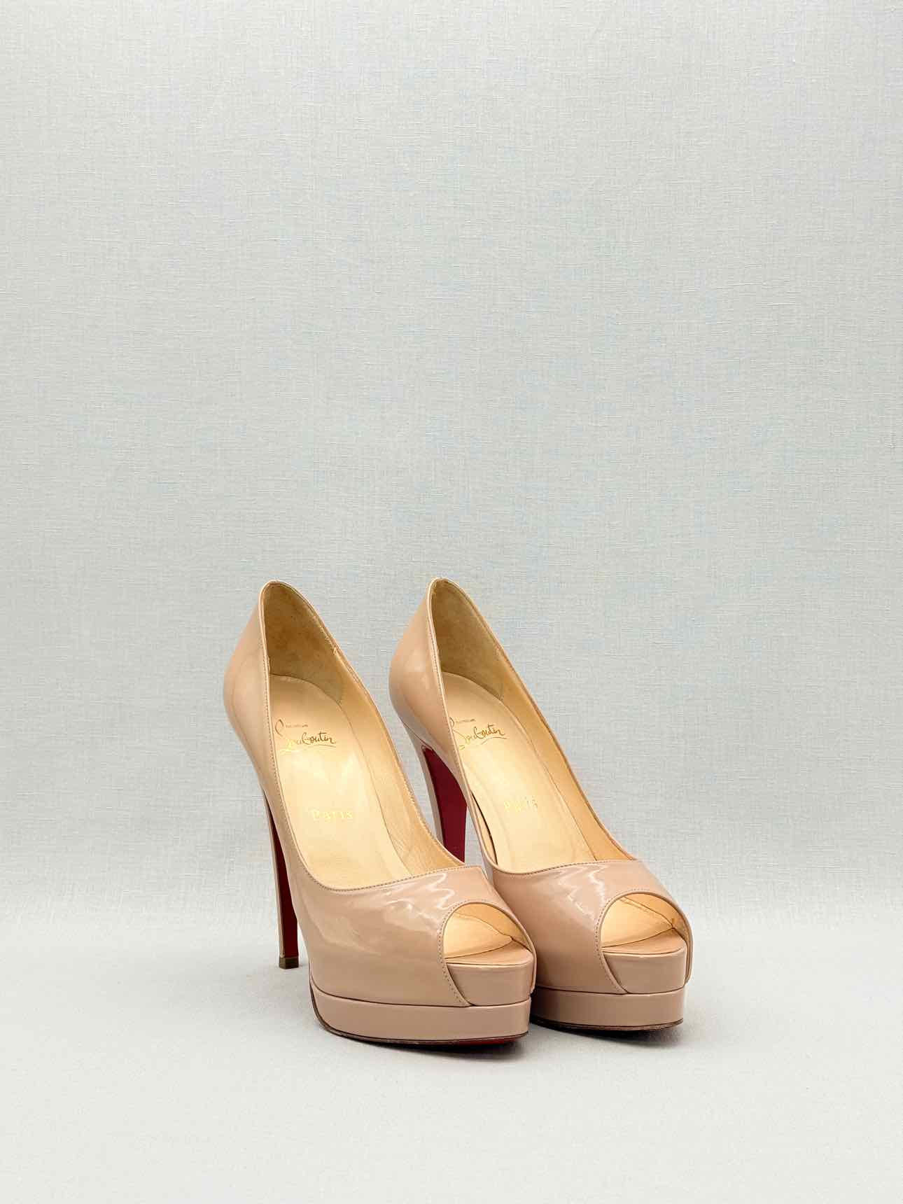 CHRISTIAN LOUBOUTIN Lady Beige Size EU 39.5 Pumps