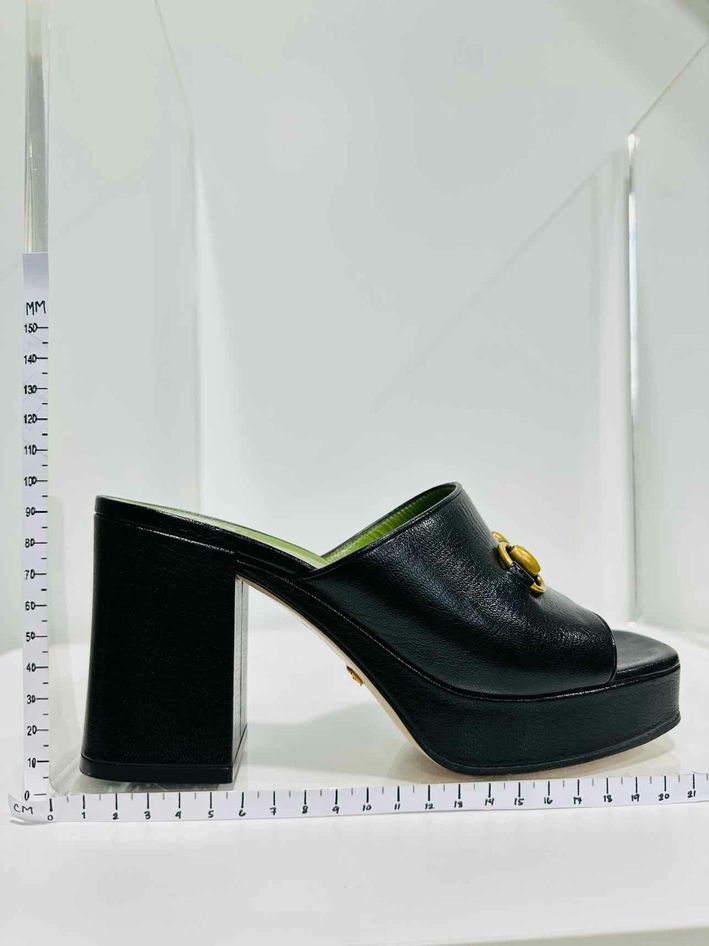 GUCCI Black Size EU 36 Mules