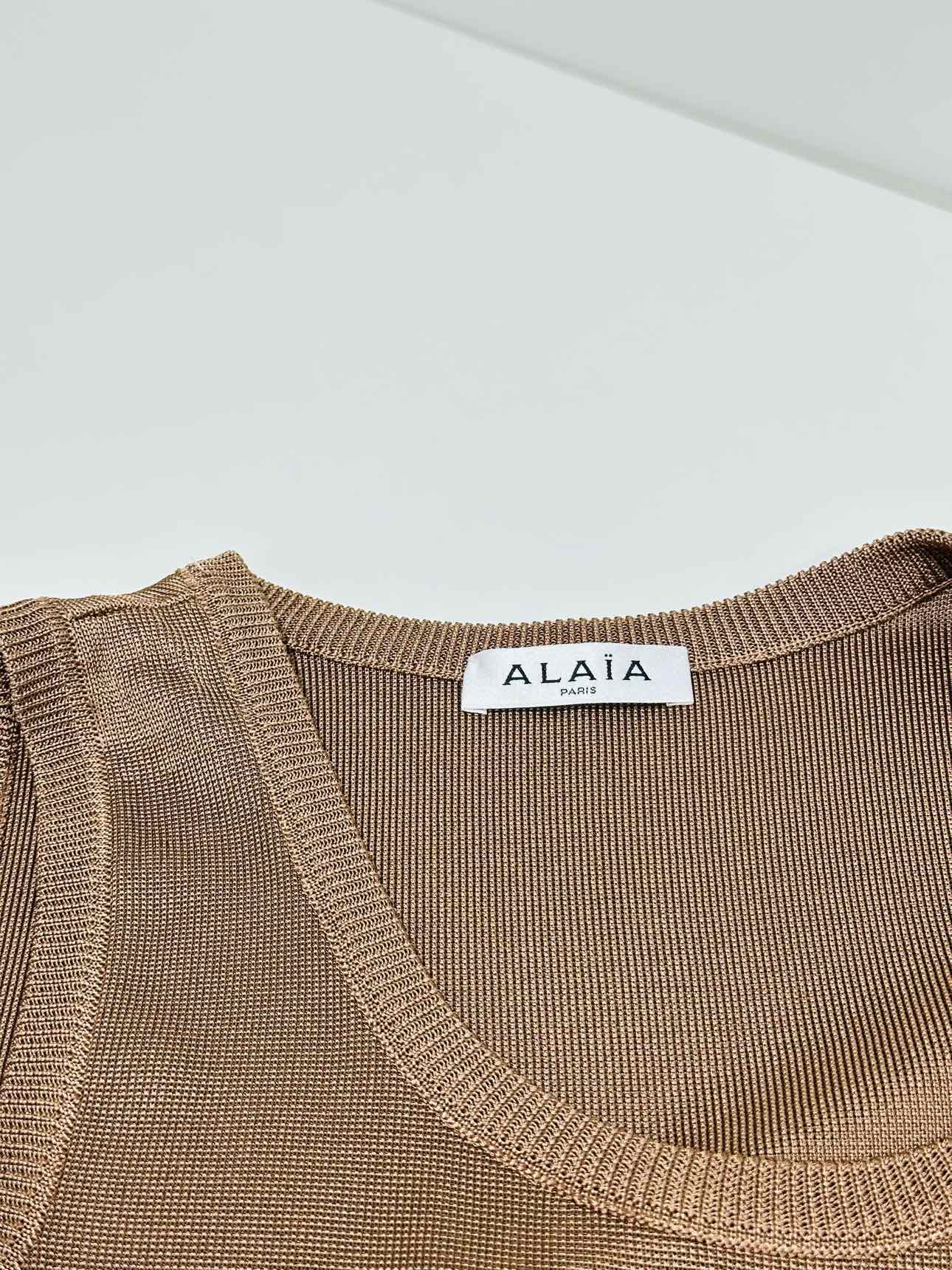 ALAIA Knitted Beige Size Small 2 PC Top