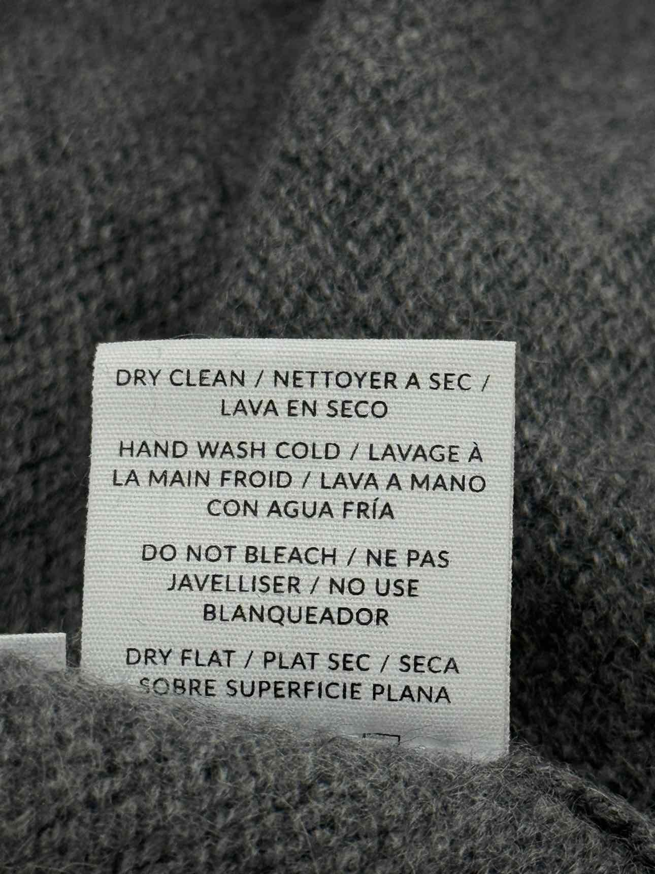 NAADAM Grey Size XLarge Sweater