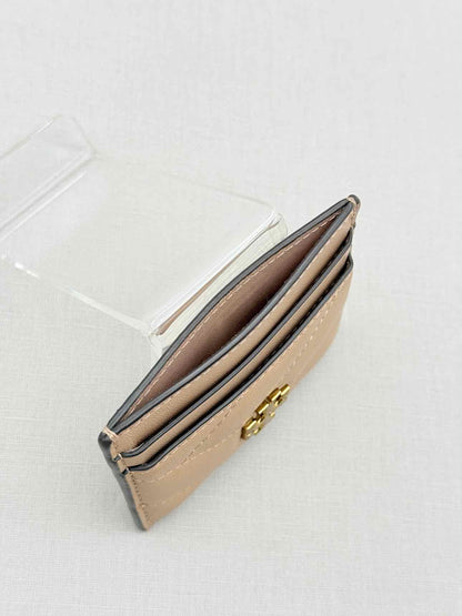 TORY BURCH Beige Chevron Quilted Card Case