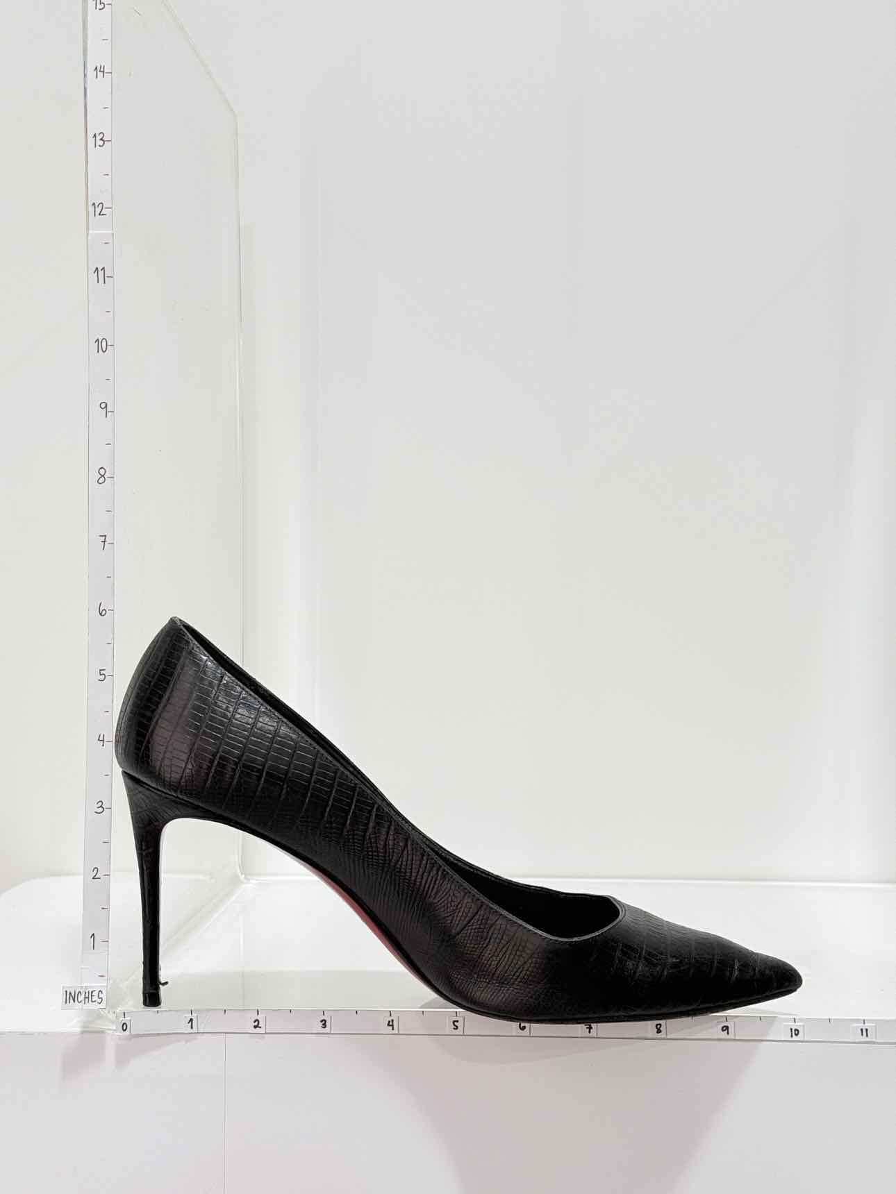 CHRISTIAN LOUBOUTIN Black Size EU 40 Pumps