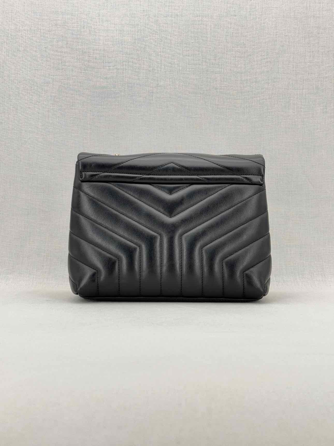 YVES SAINT LAURENT Loulou Black Shoulder Bag