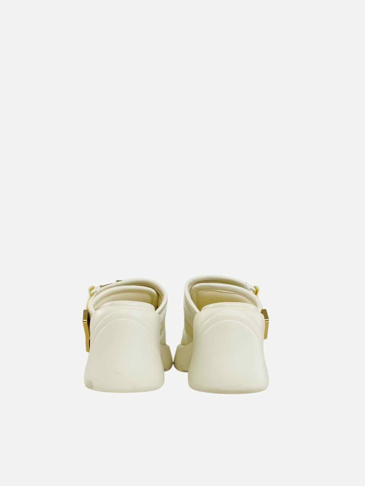 BOTTEGA VENETA Flash Buckle Off-white Size EU 39 Mules