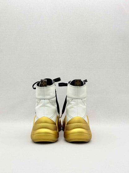 LOUIS VUITTON White w/ Gold Size EU 38.5 Sneaker Boots