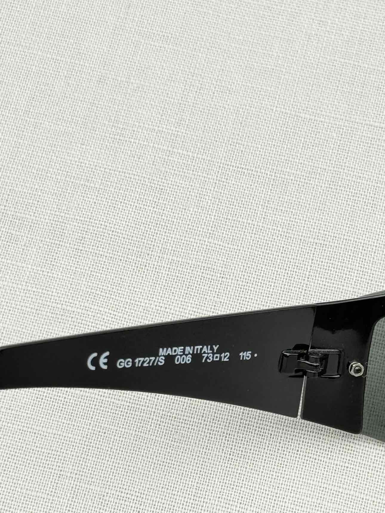GUCCI Vintage Black Sunglasses