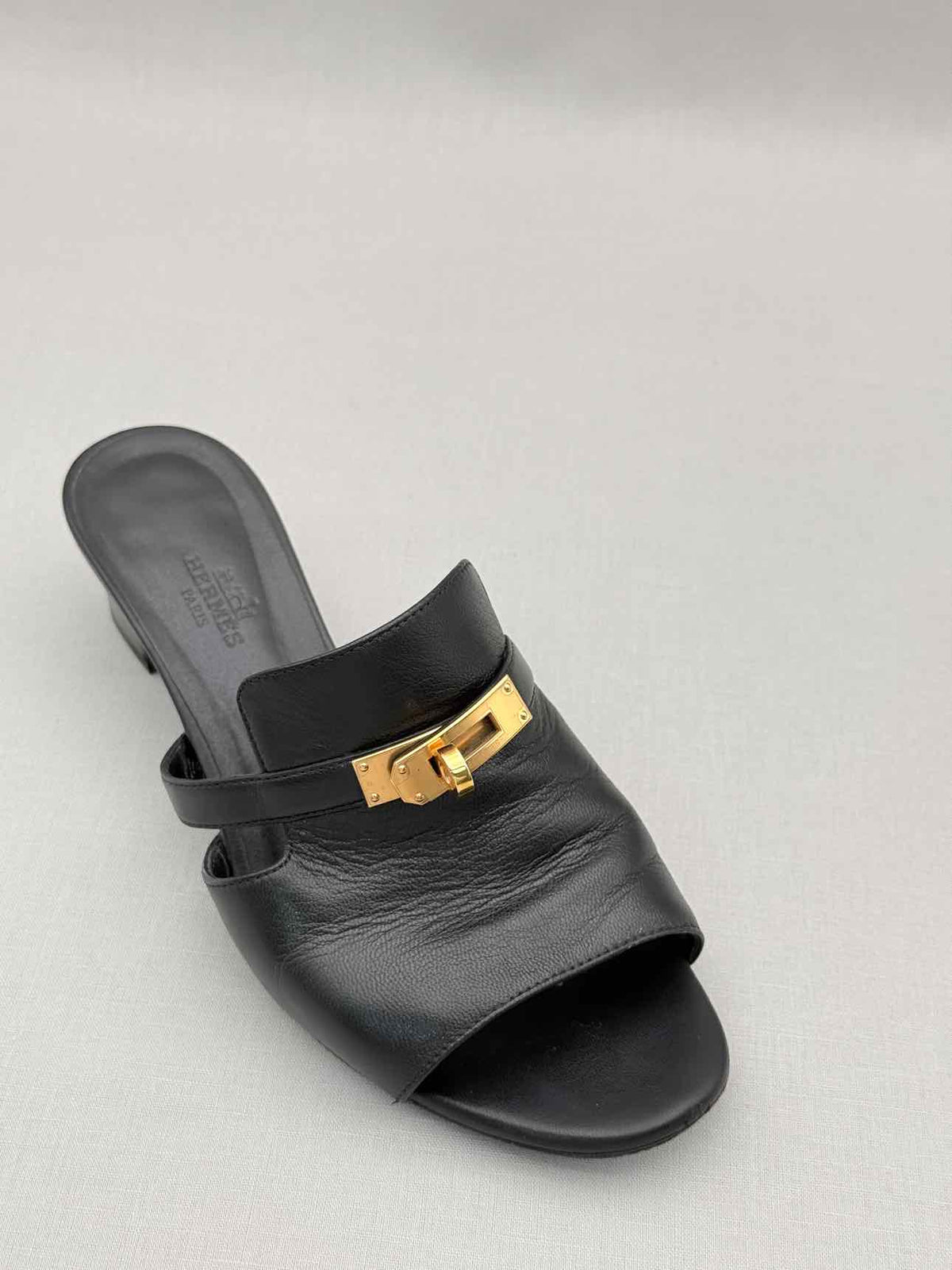 HERMES Candy Black Size EU 38 Mules