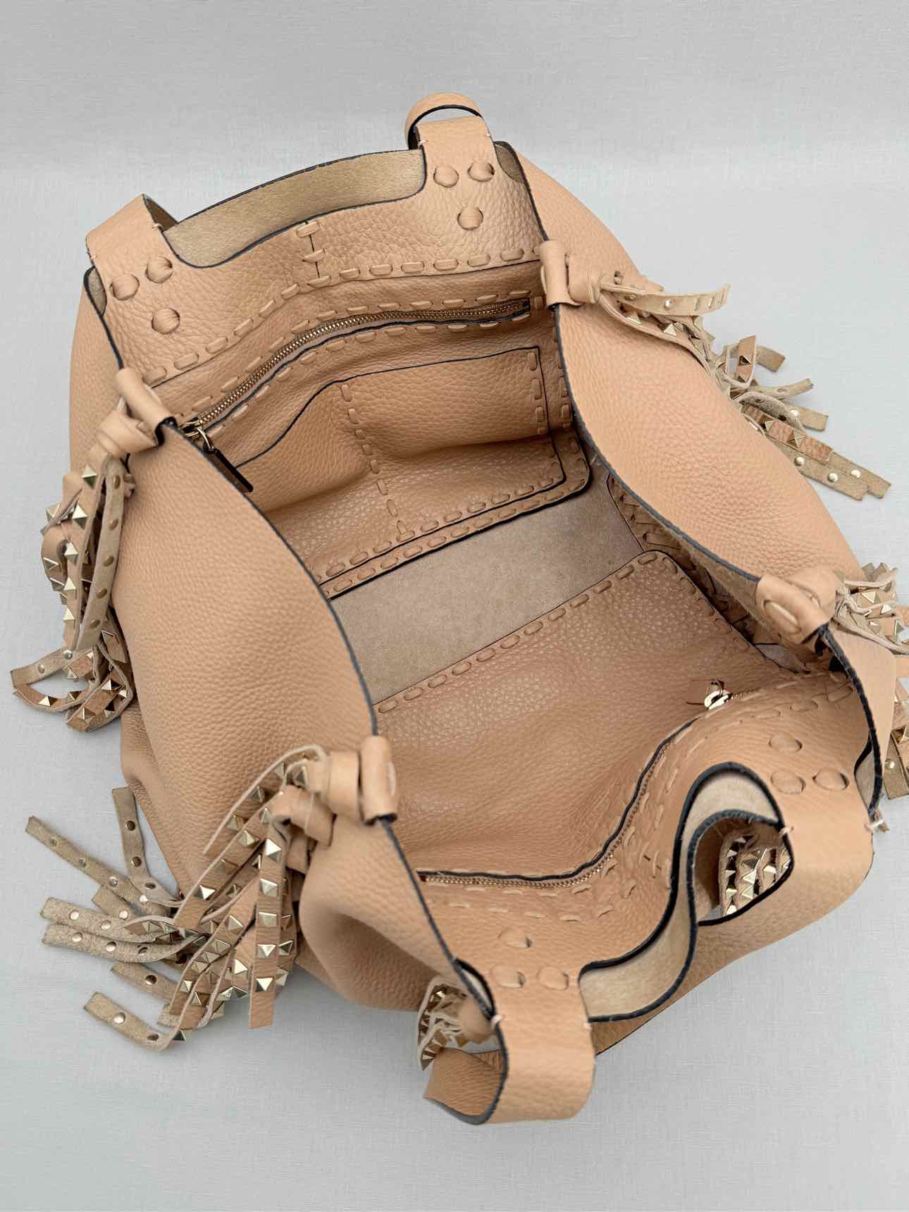VALENTINO GARAVANI Rockstud Nude Fringed Tote Bag