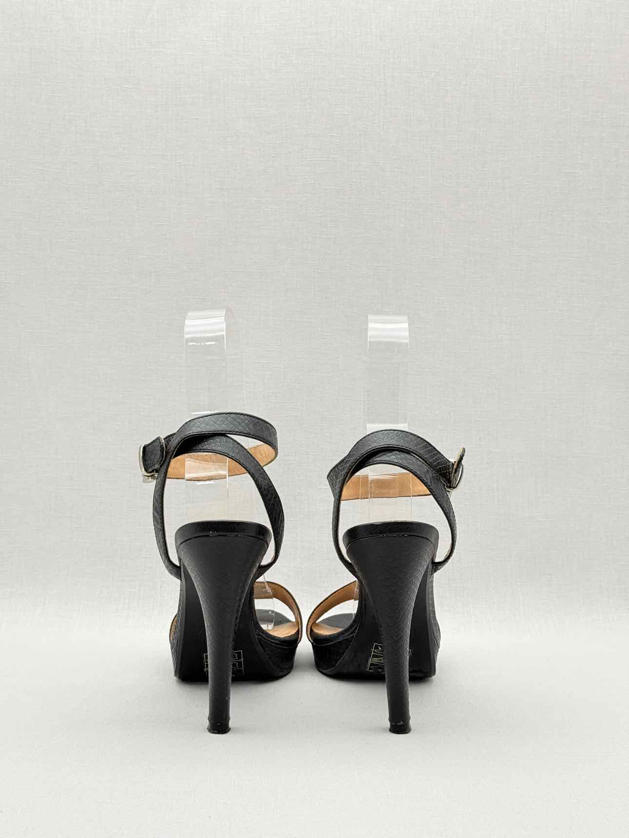 ARMANI JEANS Black Textured Size EU 38 Heeled Sandals