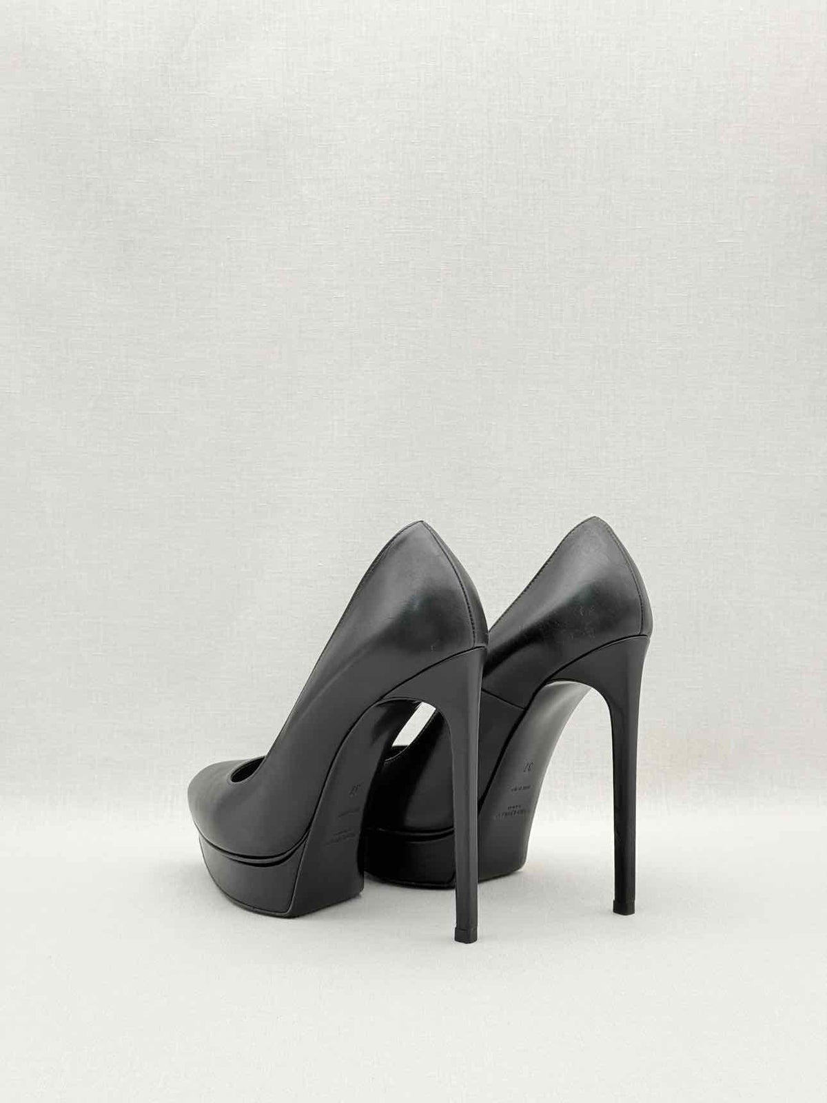 SAINT LAURENT Janis Black Size EU 37 Pumps