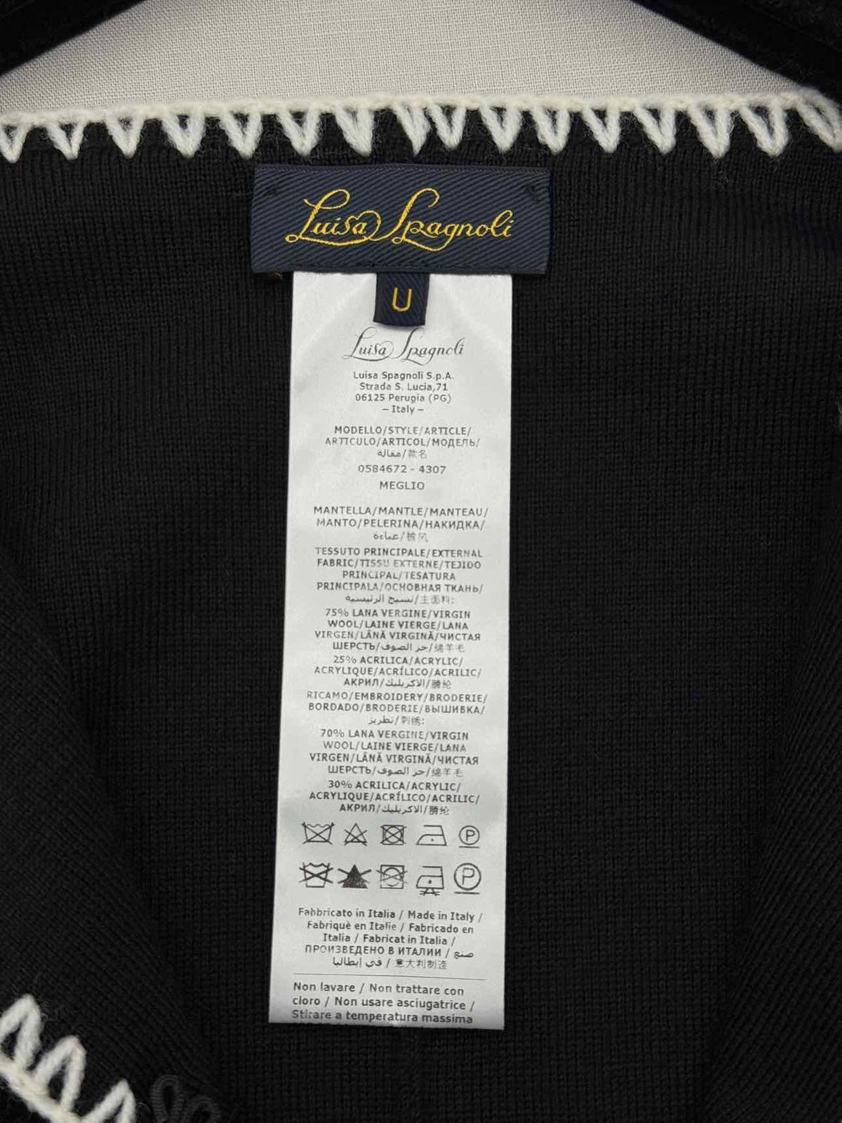 LUISA SPAGNOLI Meglio Black w/ White Size One Size Cape