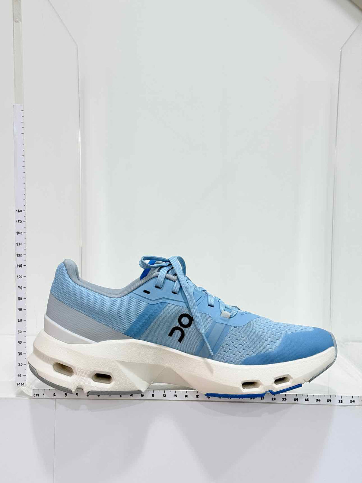 ON Cloudpulse Blue Size EU 40 Sneakers
