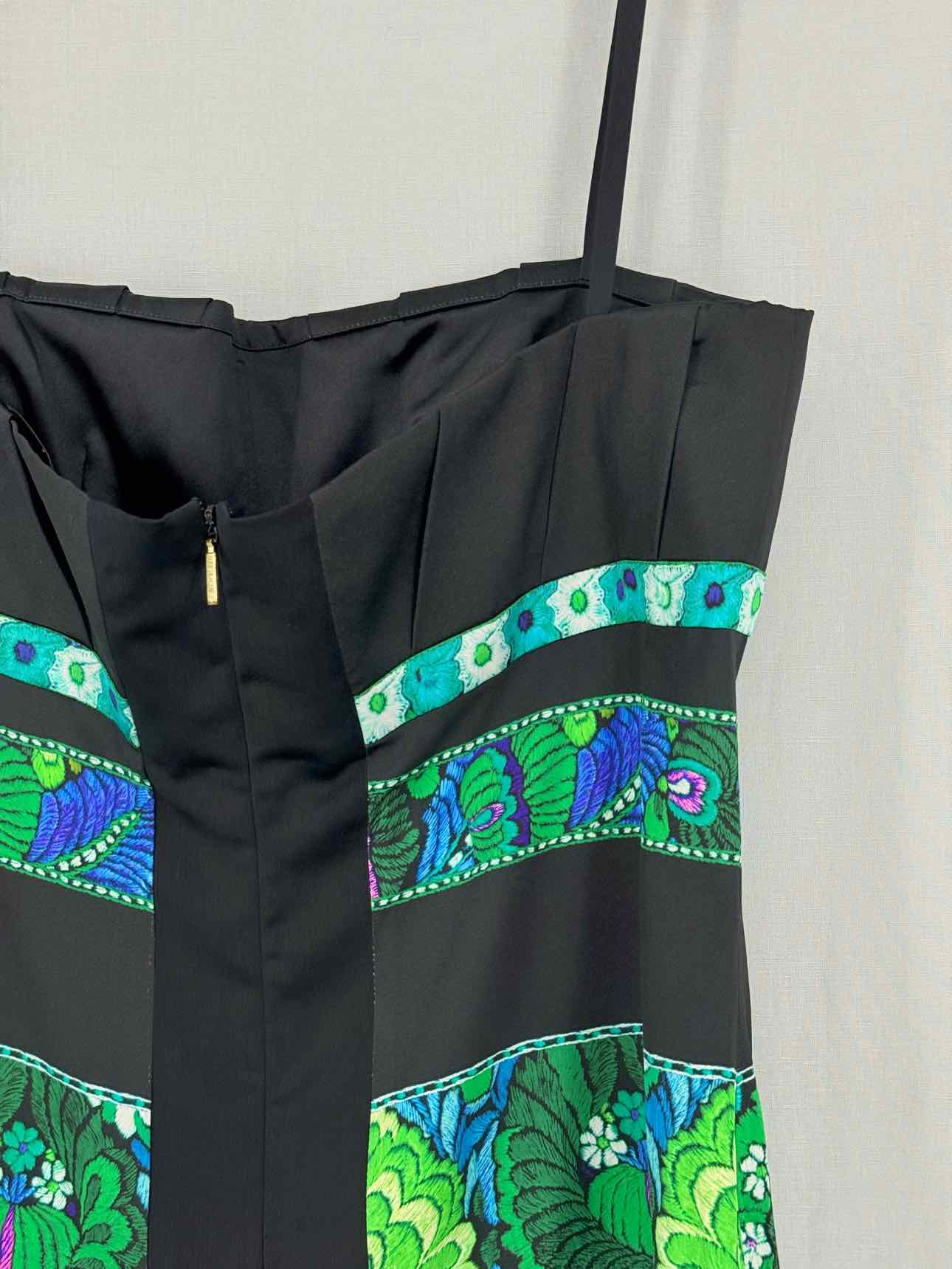 ROBERTO CAVALLI Green Multicolor Printed Size US 8 Top