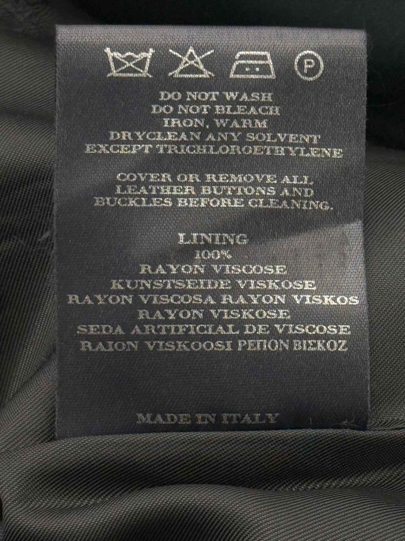 BURBERRY Navy Blue Size US 2 Coat