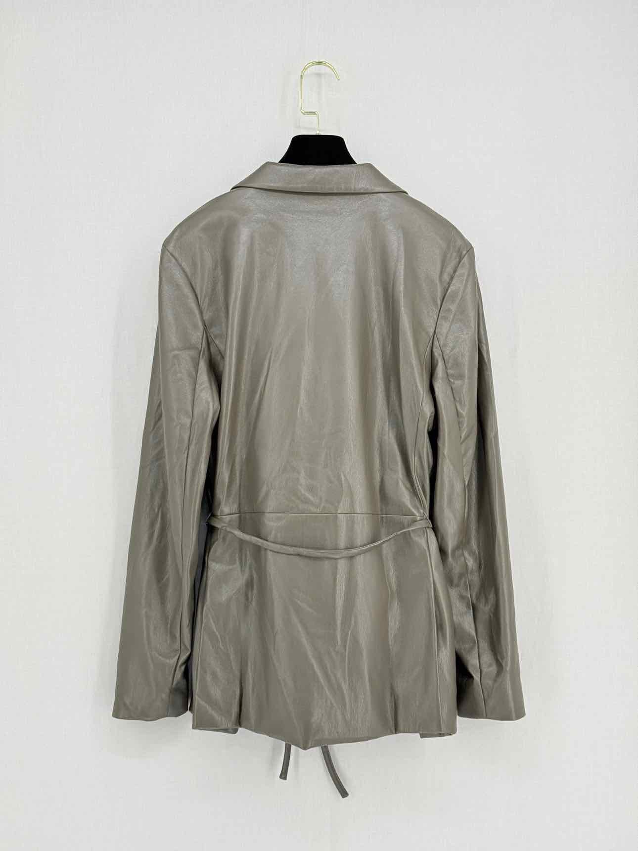 7 FOR ALL MANKIND Khaki Size Medium Outfit Set