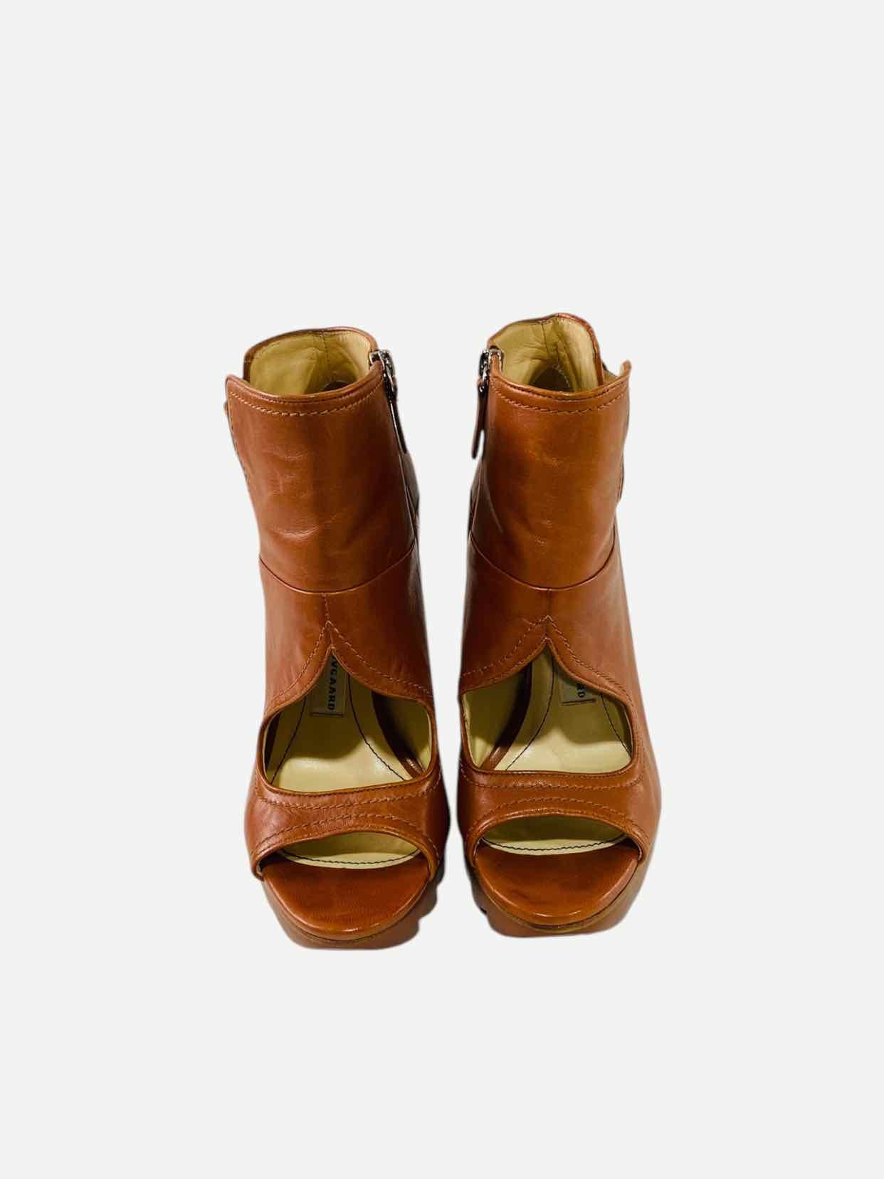 CAMILLA SKOVGAARD Brown Size EU 40 Booties