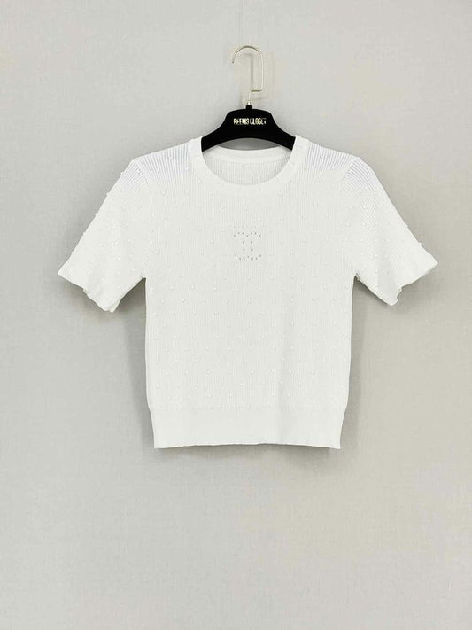 CHANEL White CC Logo Size US 8 Top