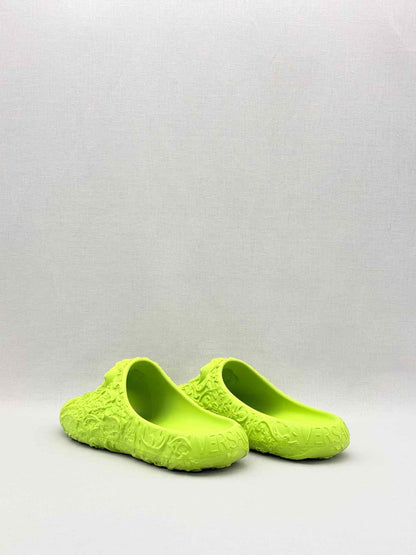 VERSACE Medusa Neon Green Size EU 43 Slides