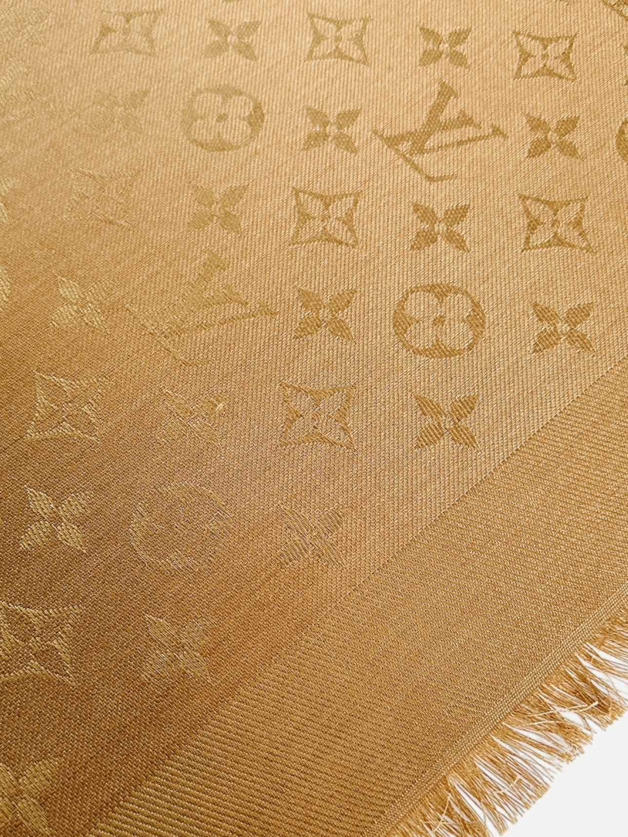 LOUIS VUITTON Classic Jacquard Caramel Monogram Shawl