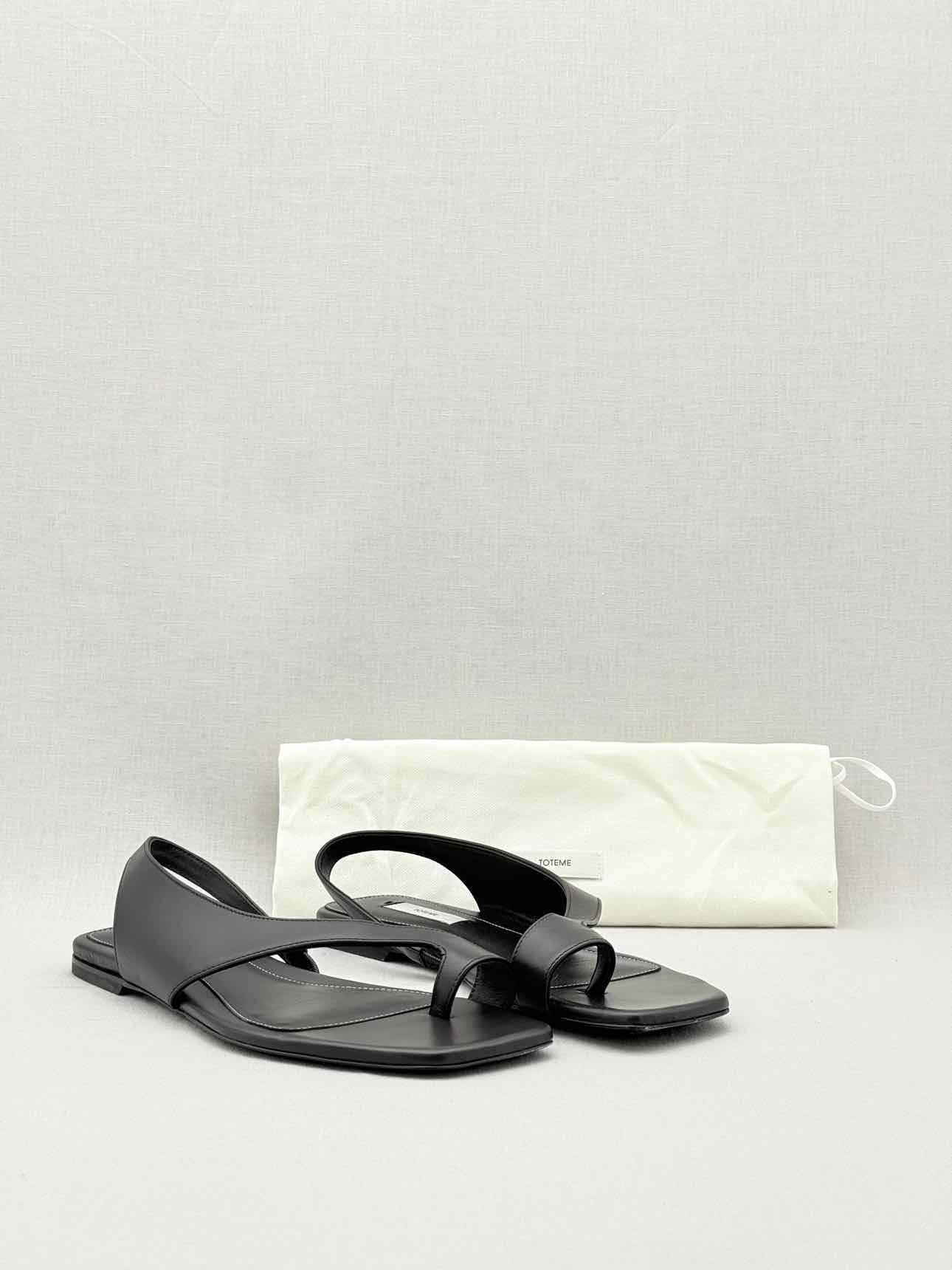 TOTEME Thong Black Size EU 39 Sandals