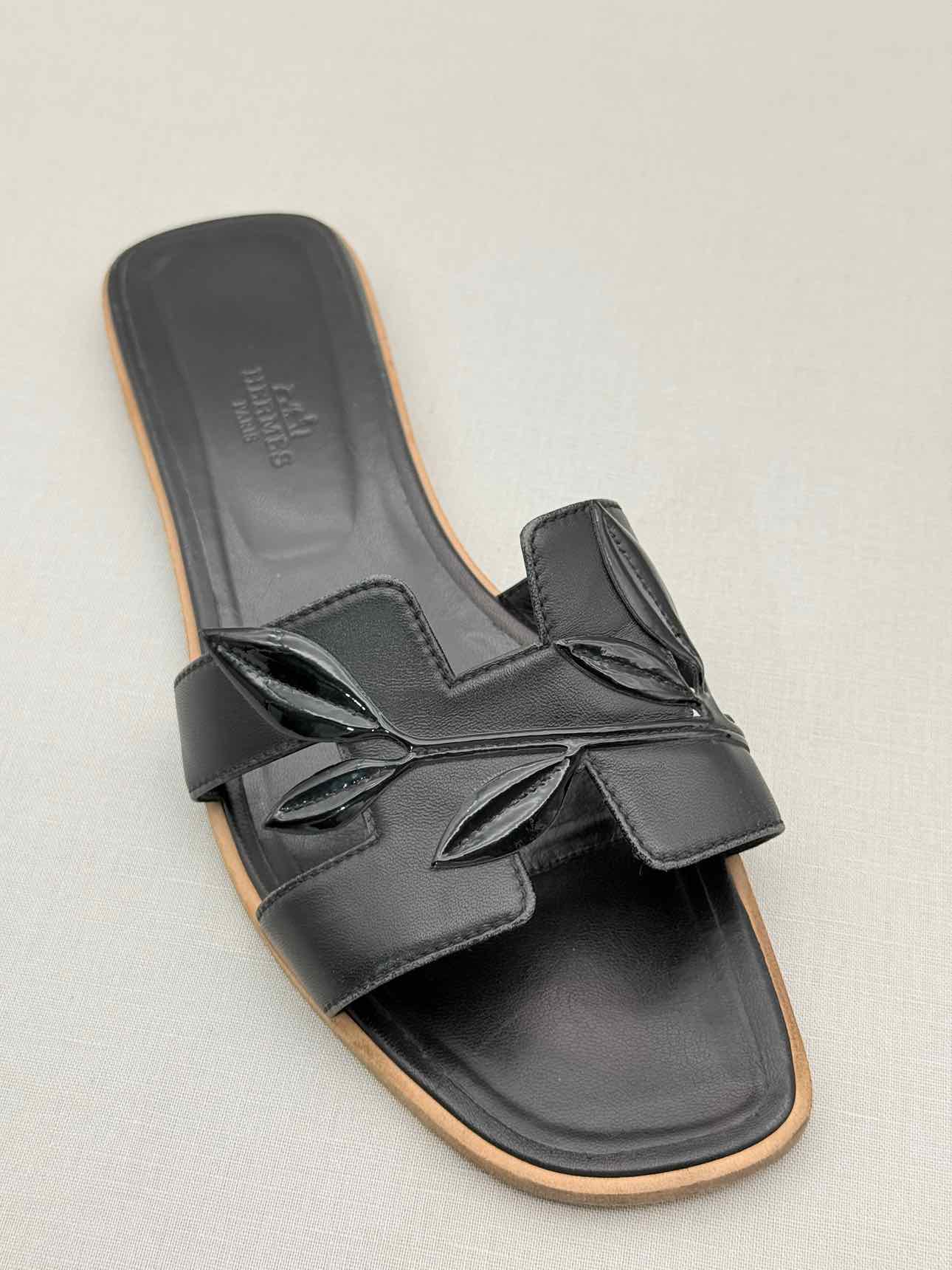 HERMES ORAN Black Size EU 40 Flats