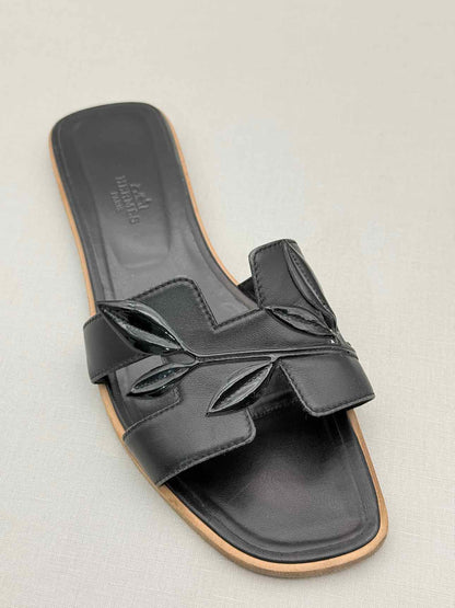 HERMES ORAN Black Size EU 40 Flats