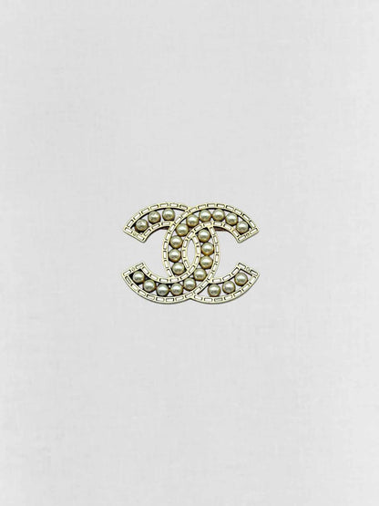 CHANEL Fashion Brooch