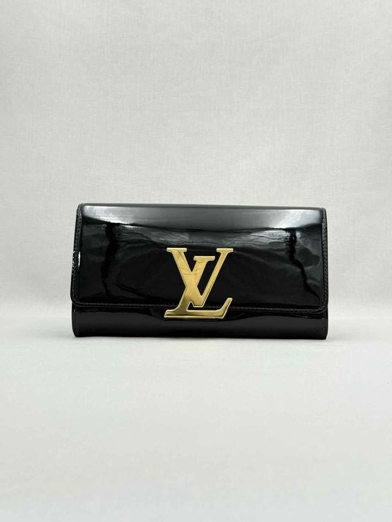 LOUIS VUITTON Louise Black Clutch