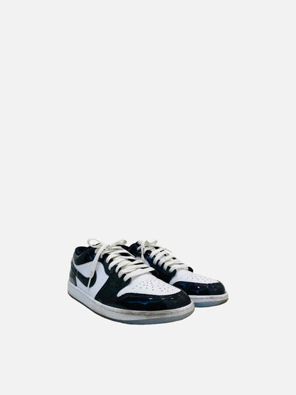 NIKE Concord GS Black & White Sneakers 43