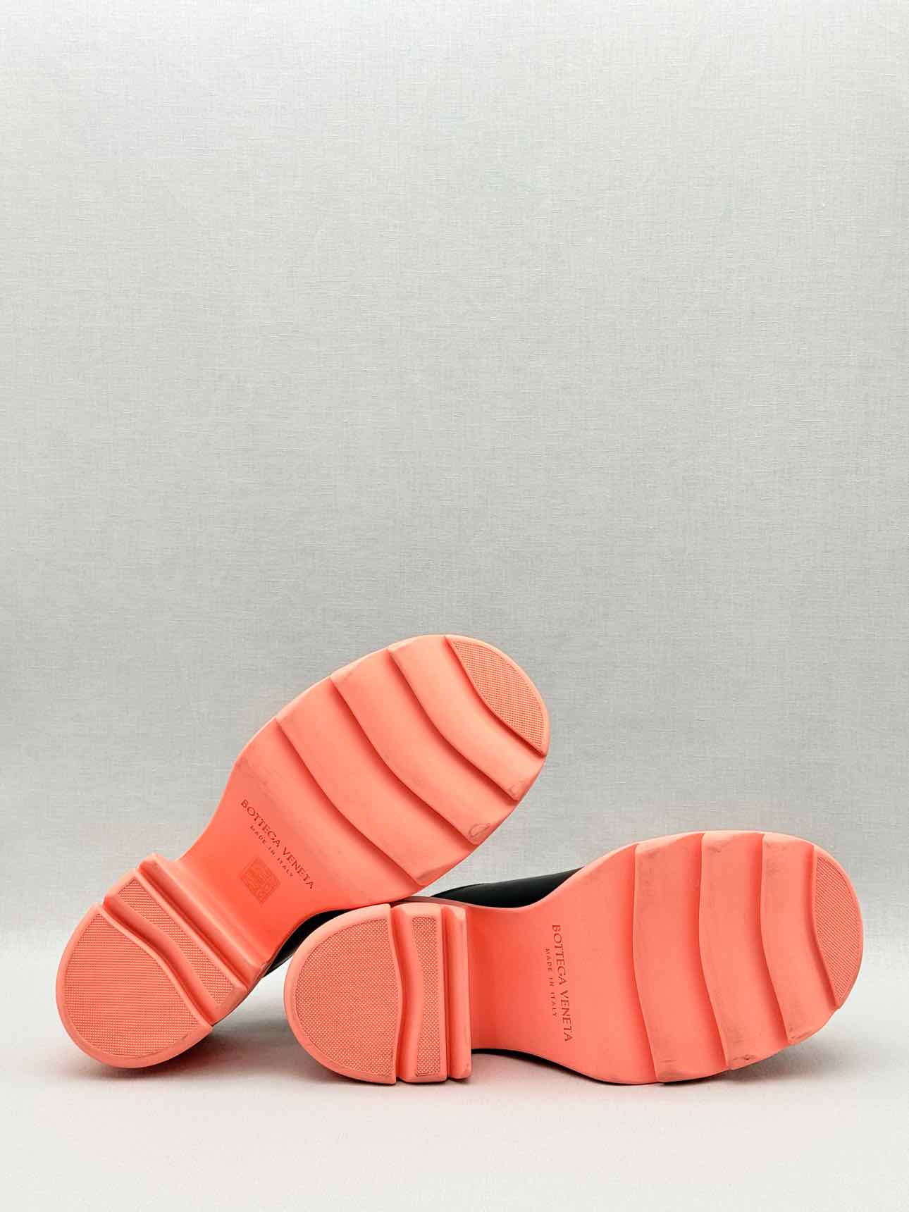 BOTTEGA VENETA Black & Peach Size EU 38.5 Mules