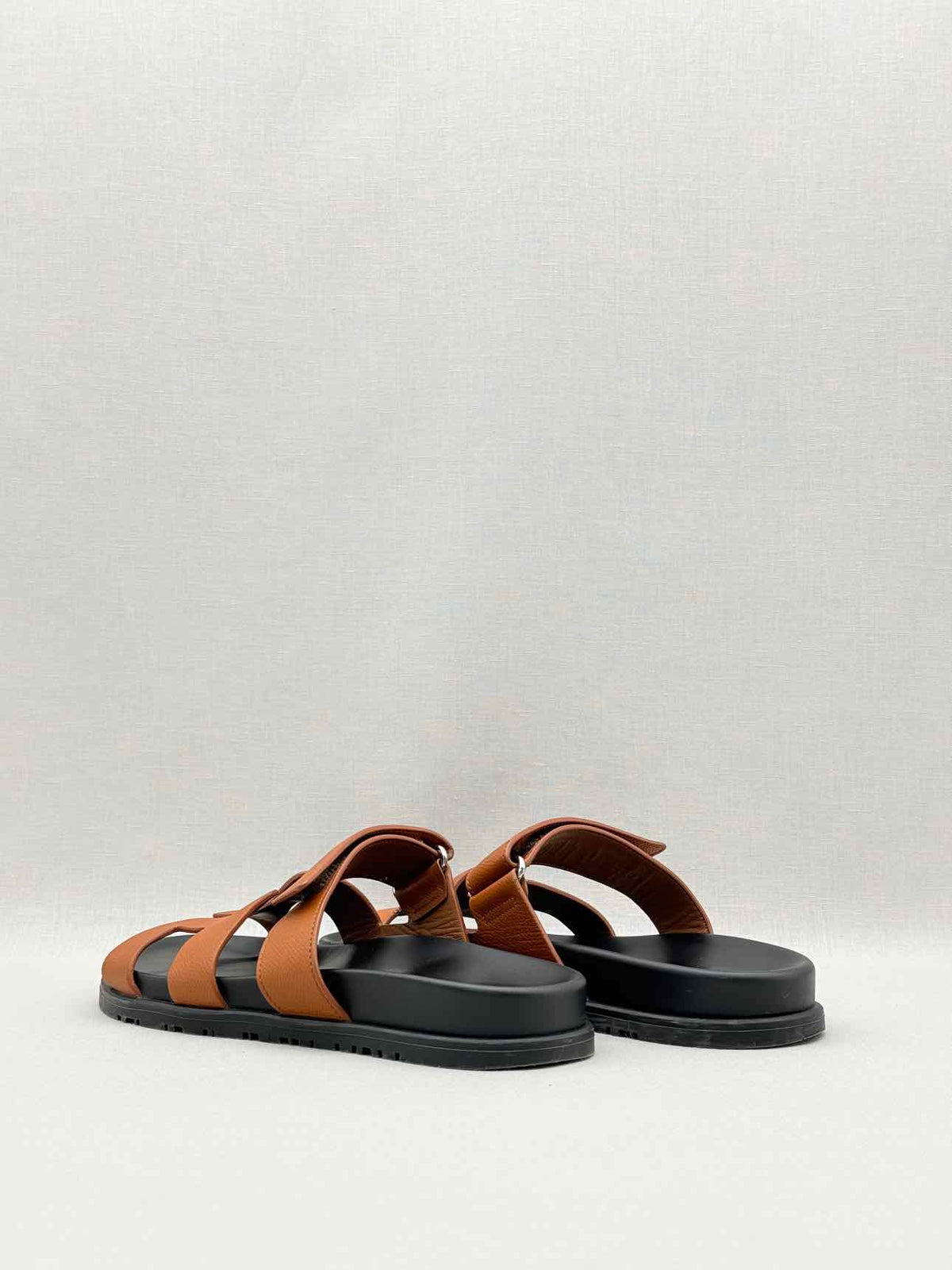 HERMES Chypre Natural Size EU 38.5 Sandals