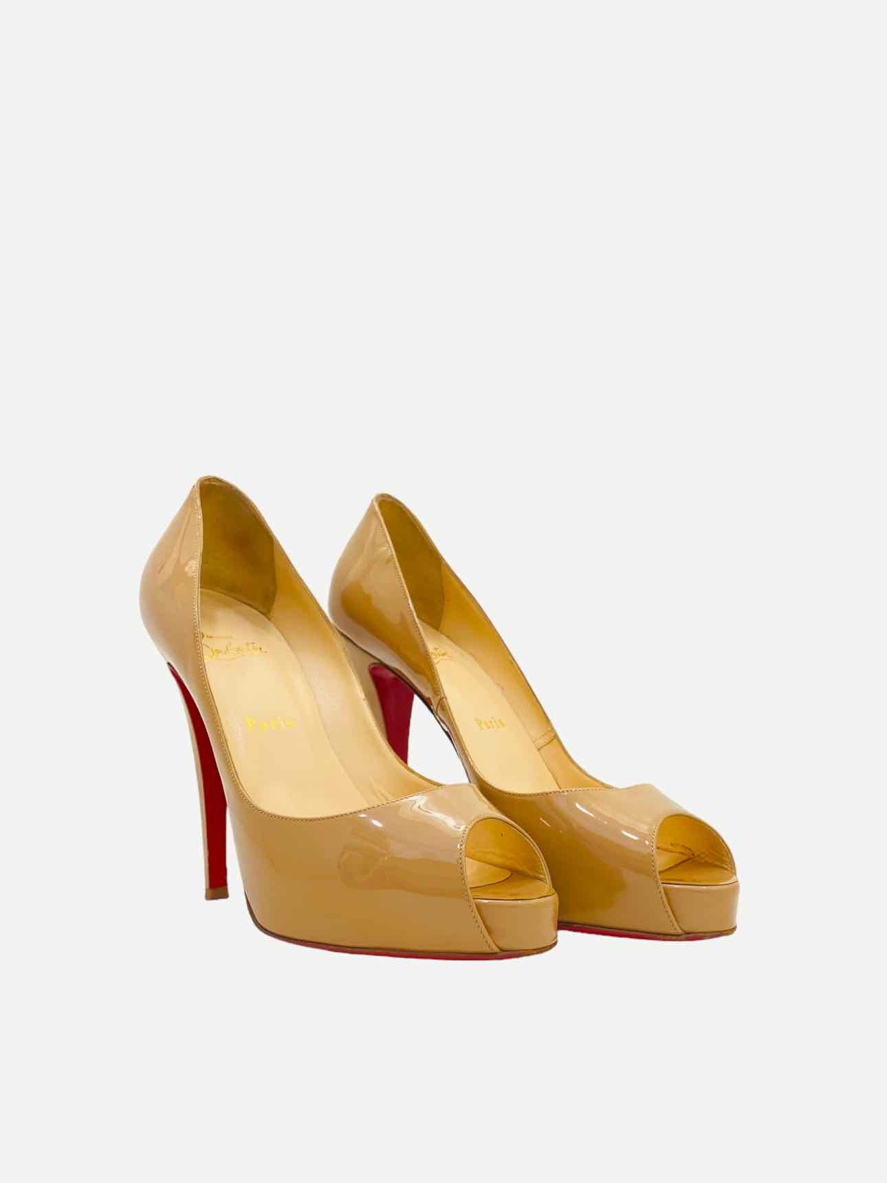 CHRISTIAN LOUBOUTIN Peep Toe Beige Pumps