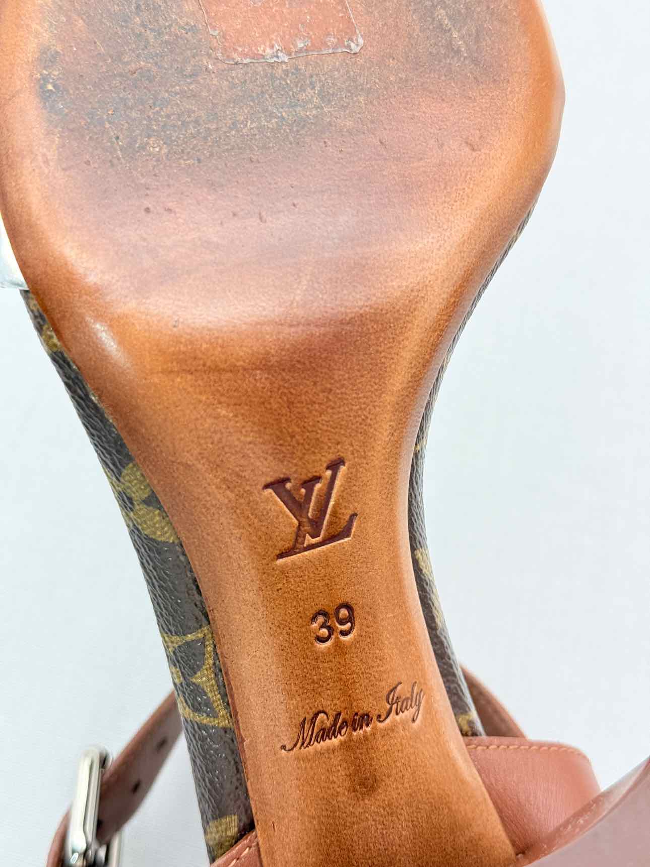 LOUIS VUITTON Bloom Monogram Size EU 39 Heeled Sandals