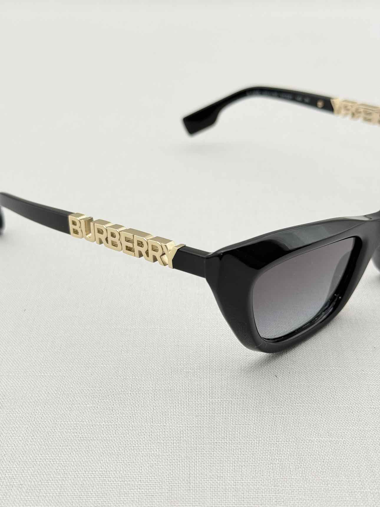 BURBERRY Black Sunglasses