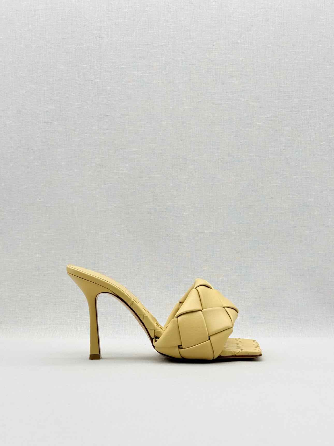 BOTTEGA VENETA Lido Beige Size EU 38.5 Mules