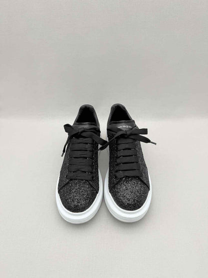 ALEXANDER MCQUEEN Oversized Black Size EU 39 Sneakers