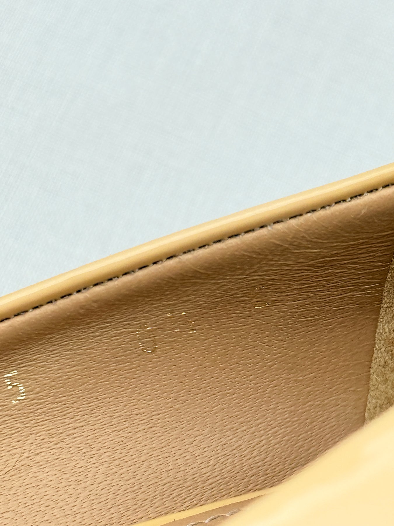 SALVATORE FERRAGAMO Leo Beige Size EU 38.5 Pumps