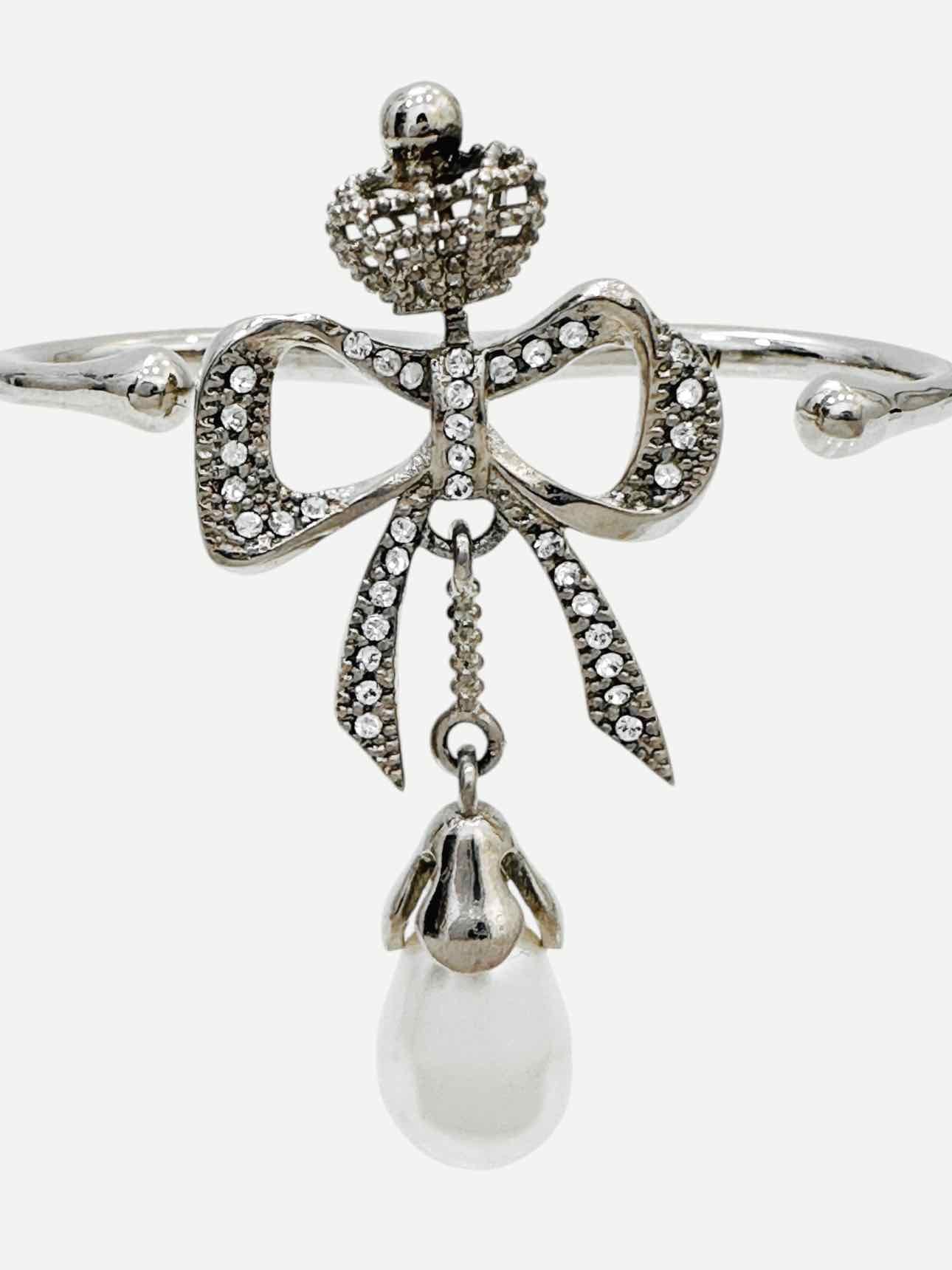 BALENCIAGA pearl Fashion Ring