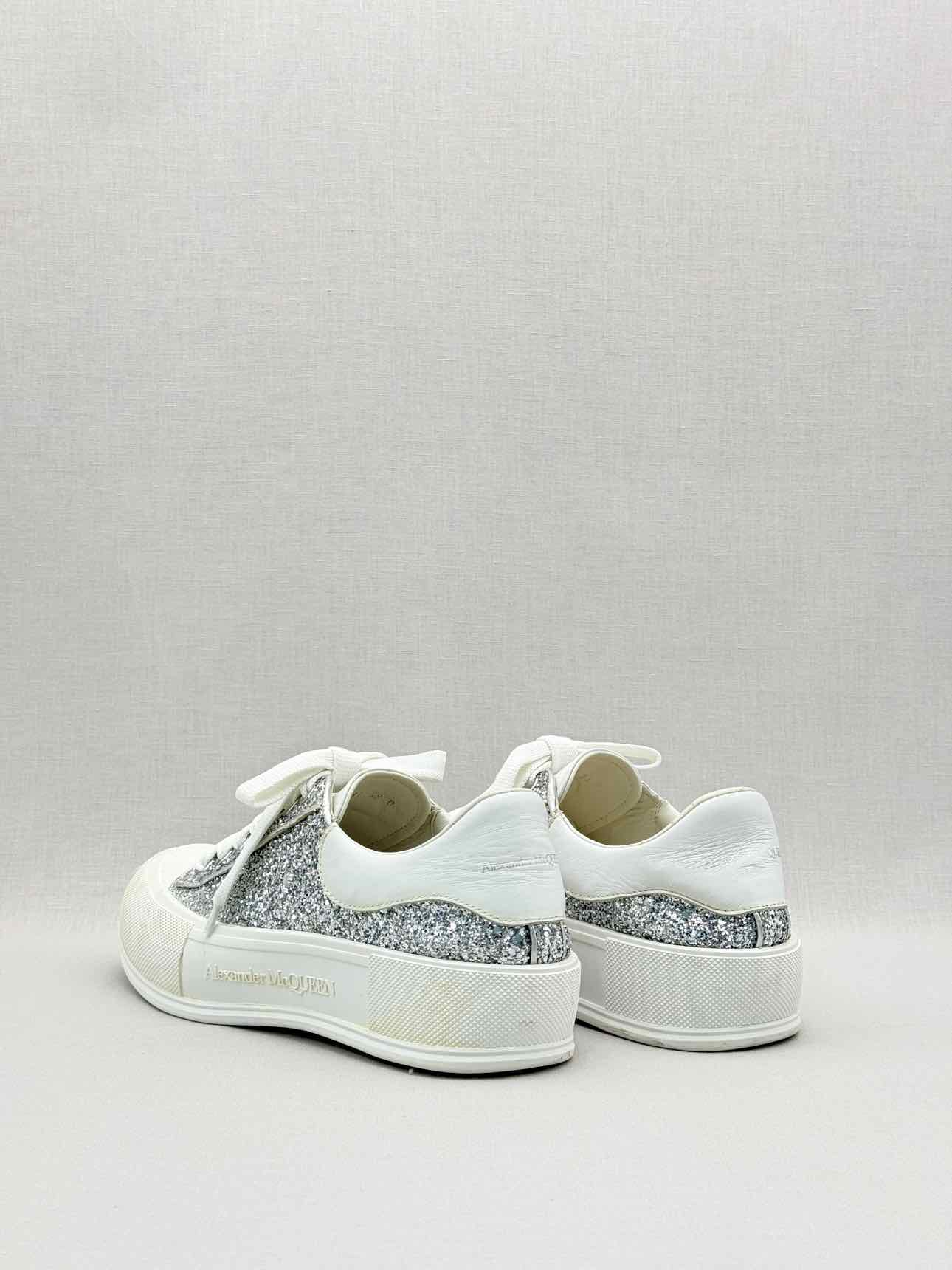 ALEXANDER MCQUEEN White & Silver Size EU 39 Sneakers