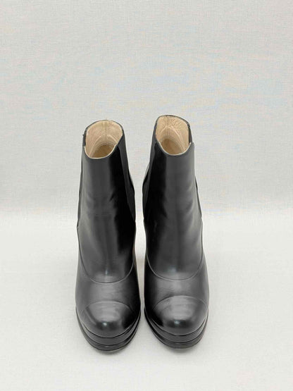 CHANEL Chelsea Black Size EU 39.5 Ankle Boots