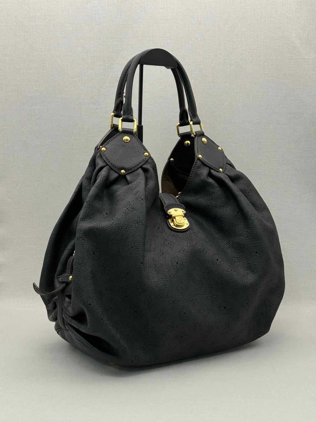 LOUIS VUITTON Mahina Black Monogram Hobo bag