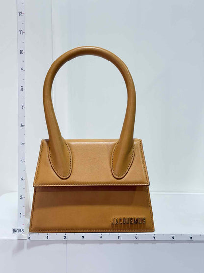 JACQUEMUS Le Chiquito Camel Top Handle