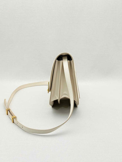 ALAIA Le Papa Off-white Shoulder Bag