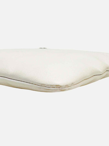 CHANEL 22 White Quilted Shoulder Bag