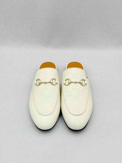 GUCCI Horsebit White GG Embossed Size EU 37.5 Mules
