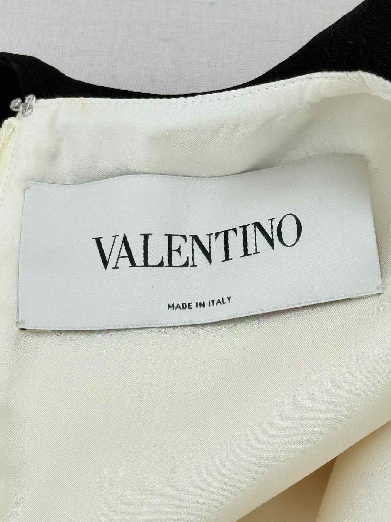 VALENTINO Monochrome White & Black Size US 6 Long Dress