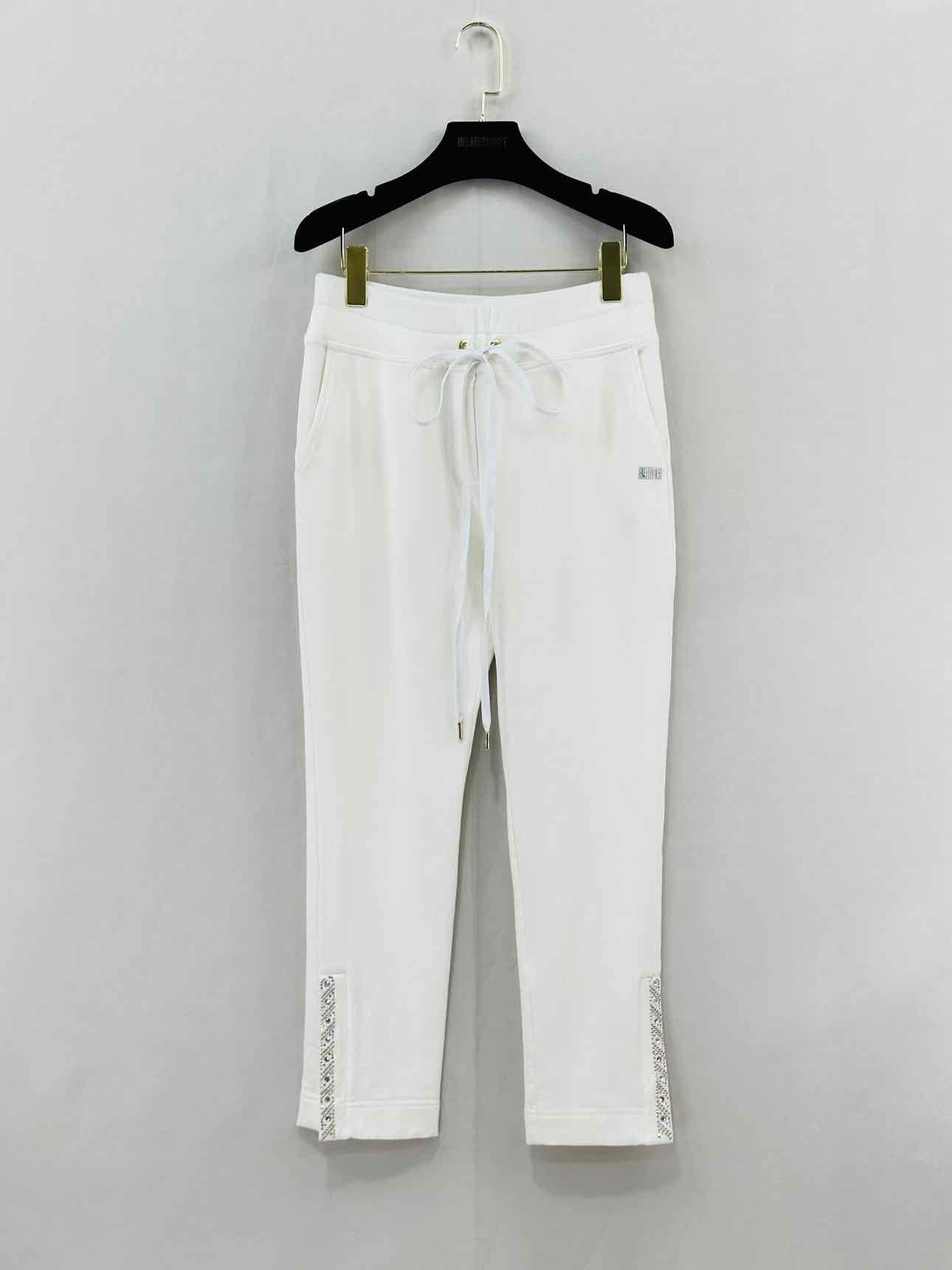VDP Relaxed Fit White Size US 6 Top & Pants Outfit