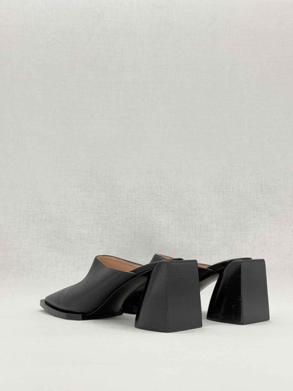 NO21 Black Size EU 41 Mules