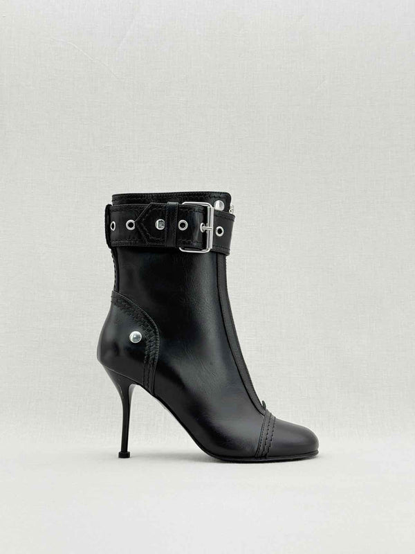 ALEXANDER MCQUEEN Black Size EU 36 Ankle Boots