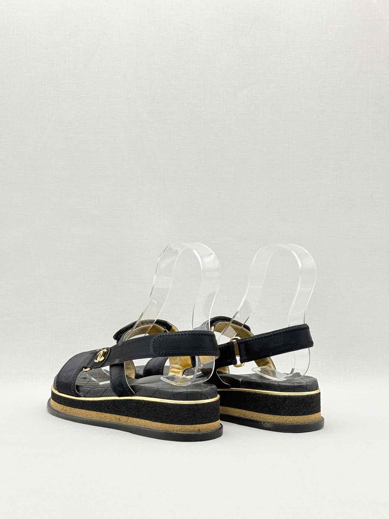 CHANEL Black Quilted Size EU 38.5 Platform Sandals